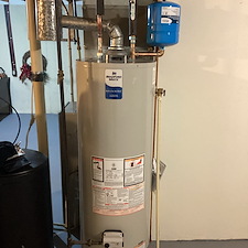 Installation-of-a-New-Bradford-White-Water-Heater-in-Onalaska-providing-peace-of-mind-and-hot-water-for-years-to-come 0