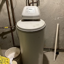 Out-with-the-OLD-inefficient-Water-Softener-and-HELLO-again-to-soft-water-with-an-amazing-Capital-Windsor-Series-Water-Softener-in-Onalaska-WI 0